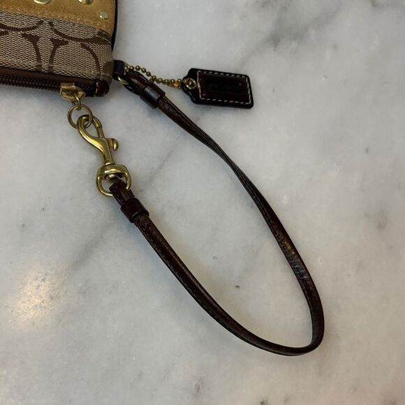 Coach Jacquard Signature Suede Stripe Grommet Clutch Wristlet - Picture 8 of 14